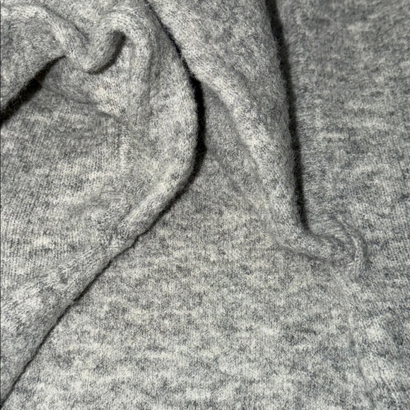 Natural Life Size Medium Ash Flower Boxy Intarsia Sweater Everyone’s Favorite - Picture 12 of 13